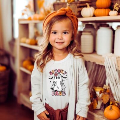 Kids Halloween T-shirt - Spooky Girl