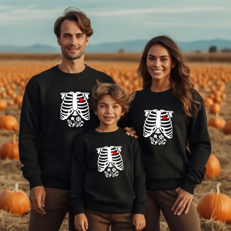 Family Halloween Sweatshirts - Skeleton Heart