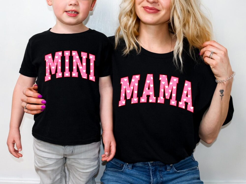 Mommy & Me Outfit - Mini Mama Pink Love