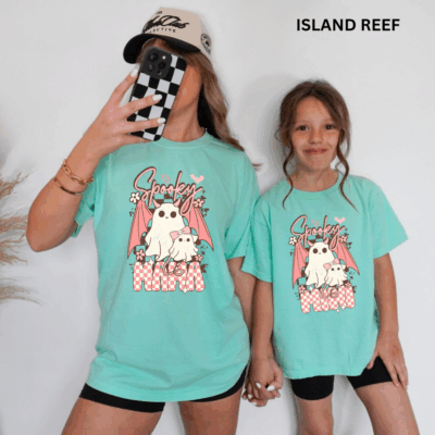 Comfort Colors® Mommy & Me Halloween-Shirts - Gespenstisch kariert